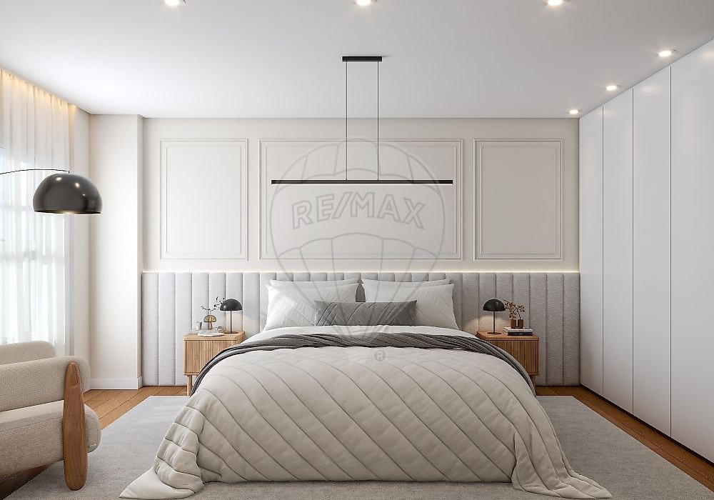 1ebf0930-0bf4-40c4-b337-356d85c7f18e