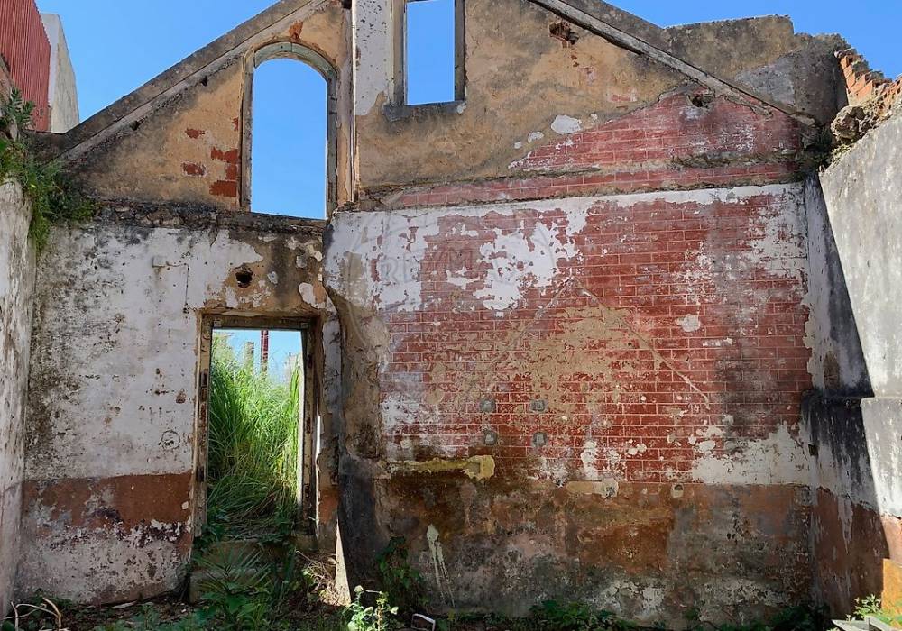 23734b2b-d9eb-4a30-b295-d7c5c3dfc12e