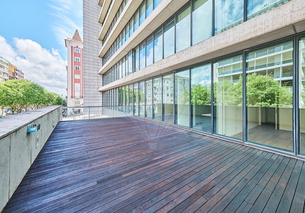 24034509-c74e-412b-aeb0-036e7e621623