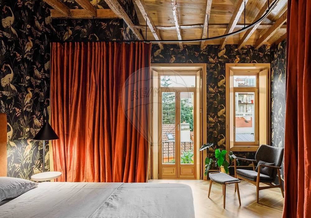 297f78a6-d323-4608-b83d-6f8c1e5aa535