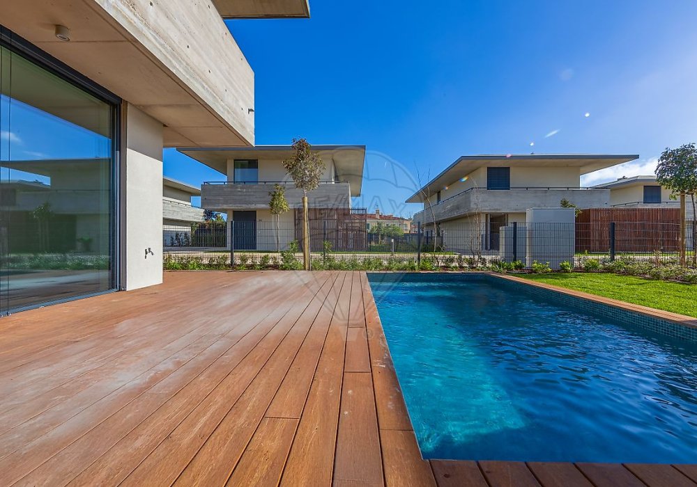 3dd221fb-9401-4174-8ede-4978bfbf89e7