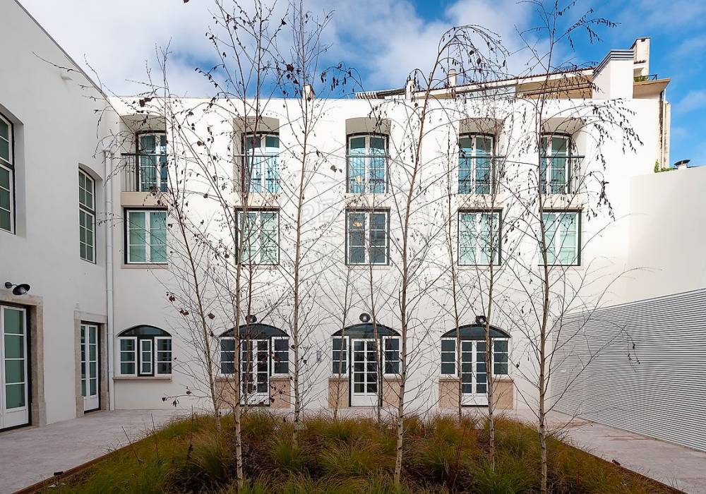 6bb6ab0a-4f04-42ca-85f5-d1770aa7c6e8