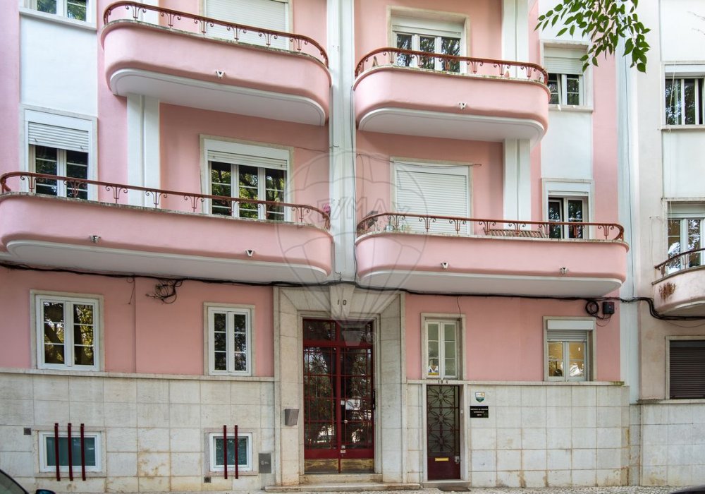 7d8798ed-8f3d-452d-abea-9028815138ea