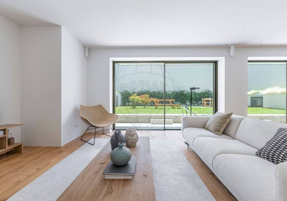 9389c5a9-dcfe-496f-823a-eeafb264123e