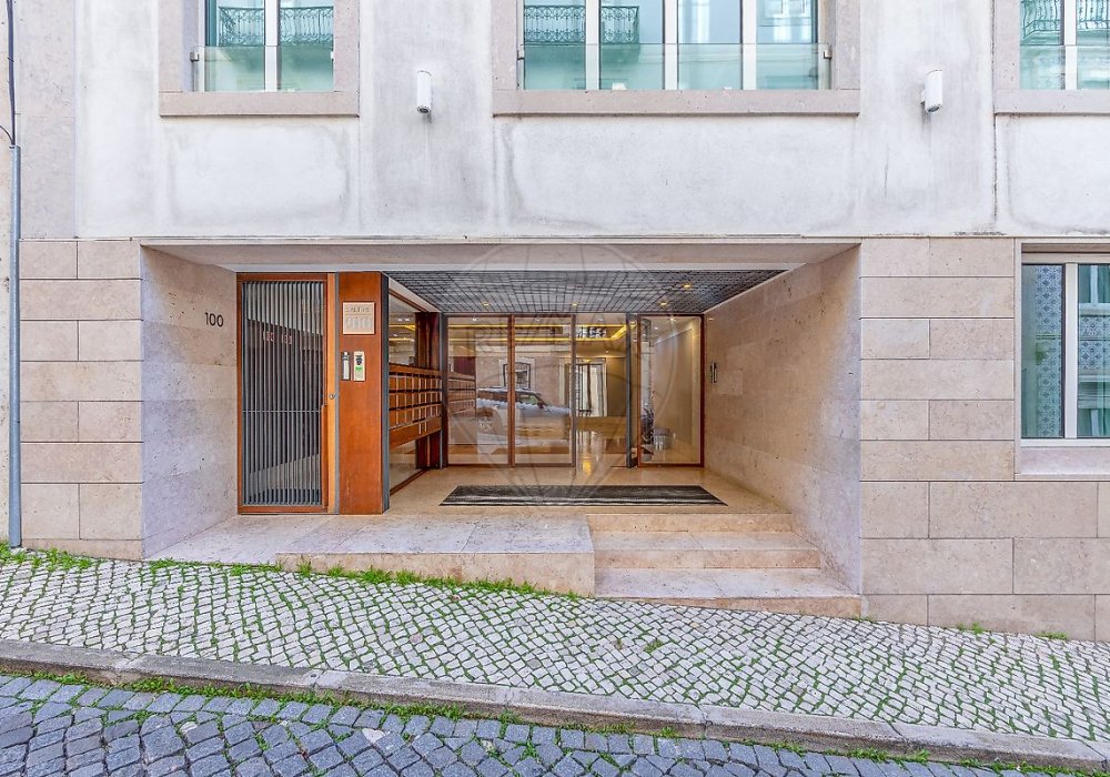 b3fdcaf8-8348-4b5e-8165-0595827bd856