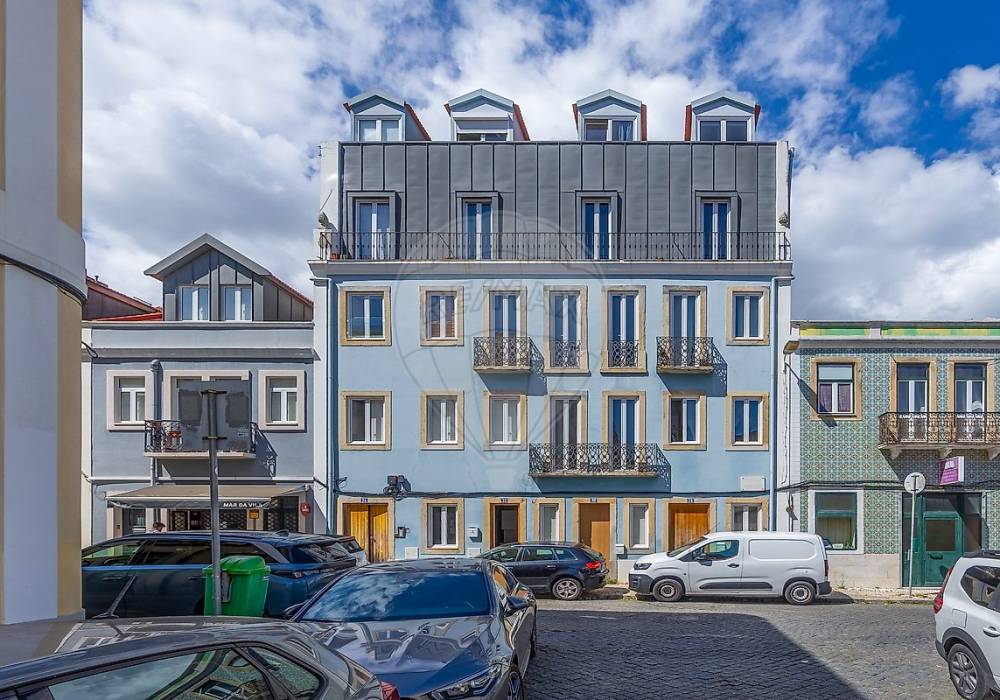 c4783881-c3a0-4bbe-8bb5-83a7a9fd8031