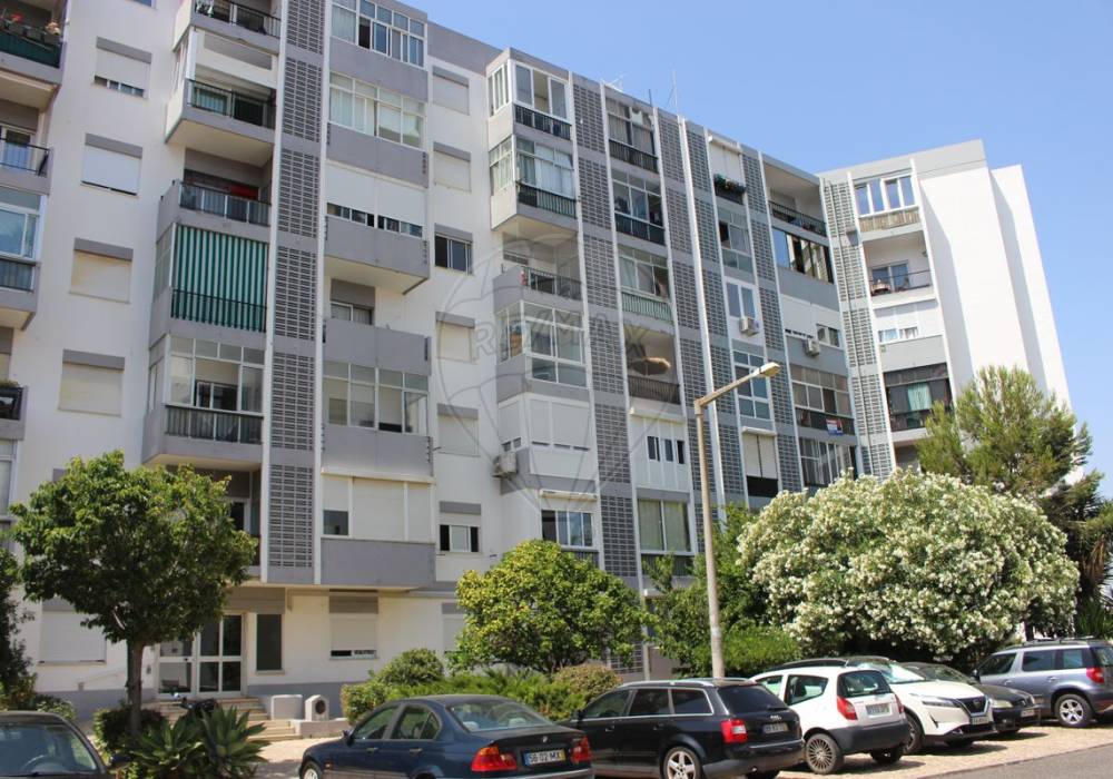 cb4cc4d9-a346-4718-b361-44175c6721c0