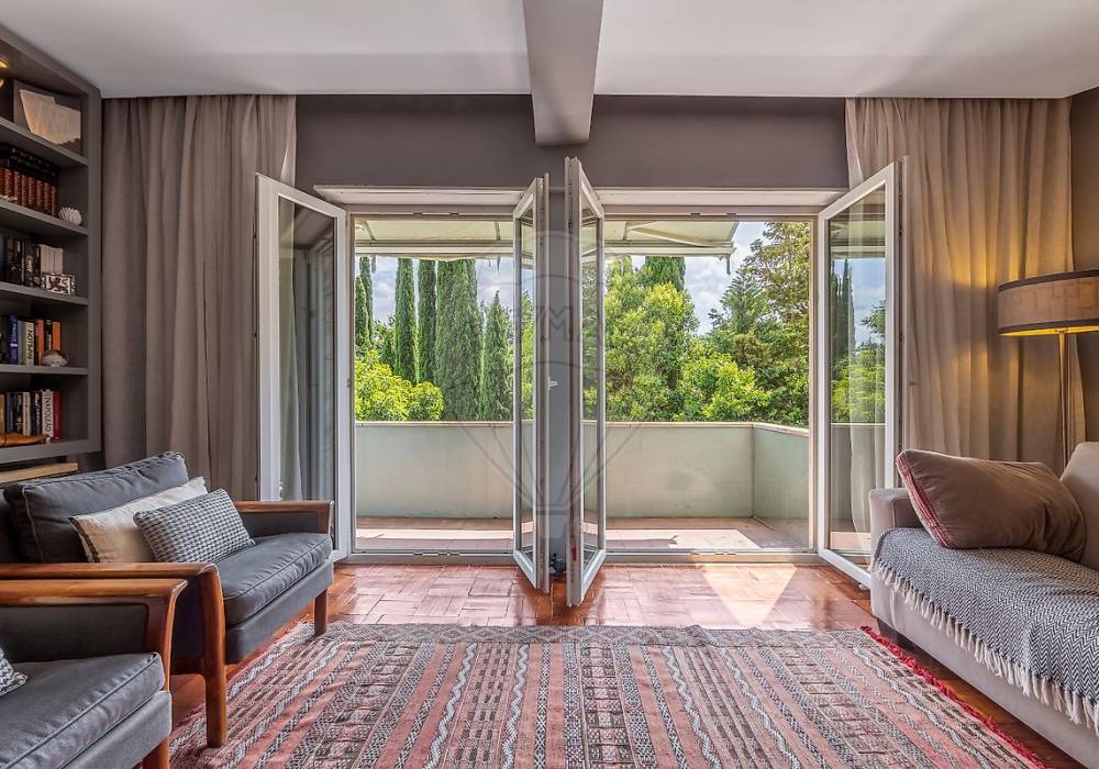 d90a3fef-a8ae-4c6f-950b-eff77a1398d4