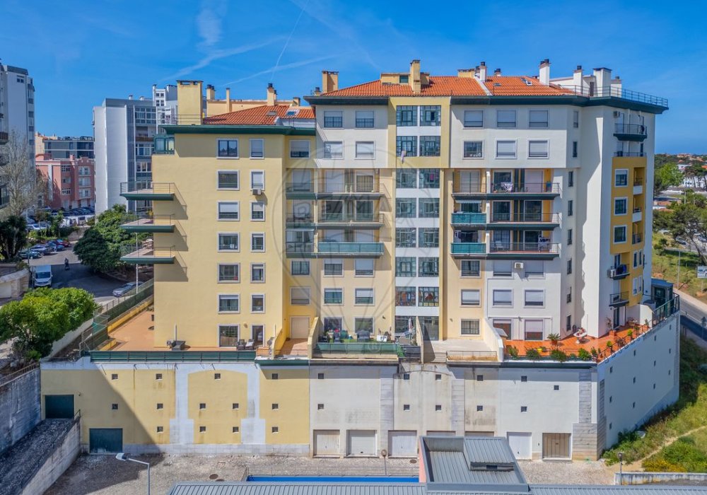 da8b6a43-d806-42af-a0b1-3f5702989779