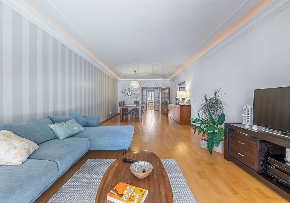 df4ecea3-f7b6-47d8-b8d6-2088f2aa8f65